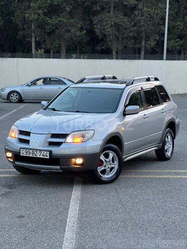 Mitsubishi Outlander 2005, 252,143 km - 2.4 л - Sumqayıt