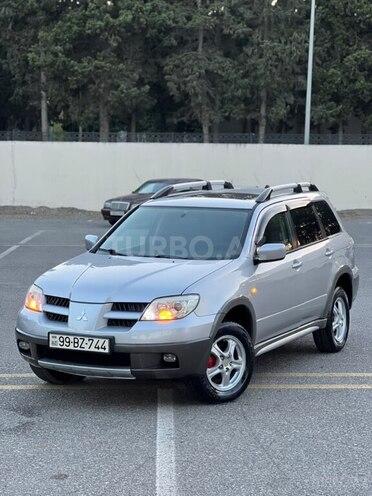Mitsubishi Outlander 2005, 252,143 km - 2.4 л - Sumqayıt