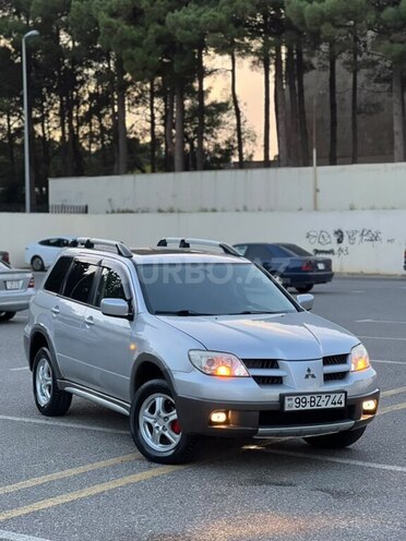 Mitsubishi Outlander 2005, 252,143 km - 2.4 л - Sumqayıt