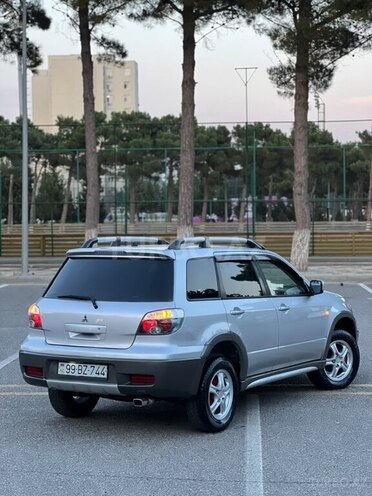 Mitsubishi Outlander 2005, 252,143 km - 2.4 л - Sumqayıt