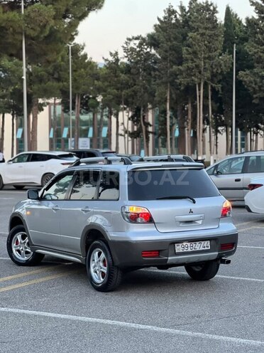 Mitsubishi Outlander 2005, 252,143 km - 2.4 л - Sumqayıt