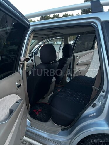Mitsubishi Outlander 2005, 252,143 km - 2.4 л - Sumqayıt