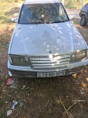 Mercedes C 180 1999, 346,528 km - 1.8 л - Füzuli