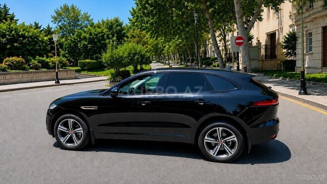 Jaguar F-Pace R 2018, 120,000 km - 2.0 l - Bakı