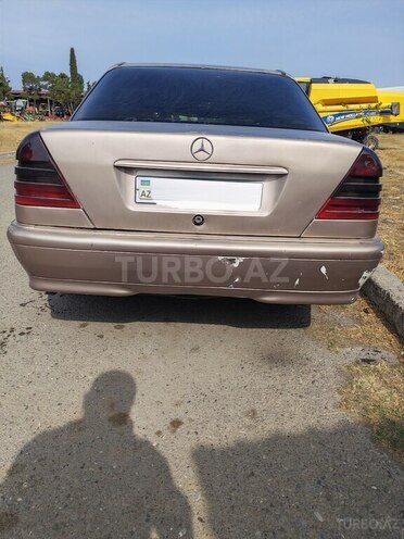 Mercedes C 180 1995, 451,607 km - 1.8 l - Tovuz
