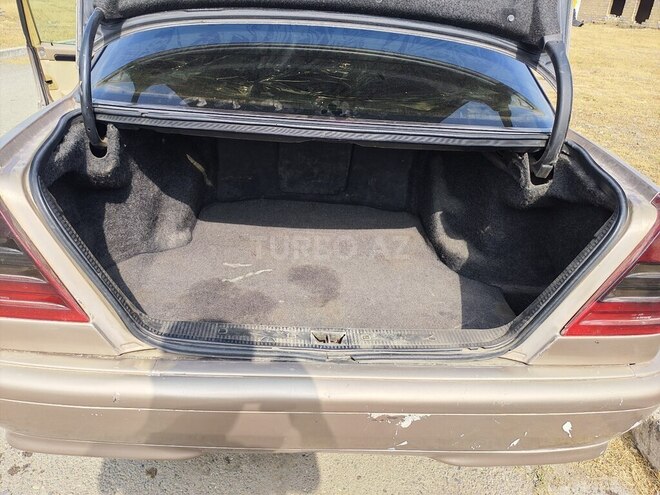 Mercedes C 180 1995, 451,607 km - 1.8 l - Tovuz