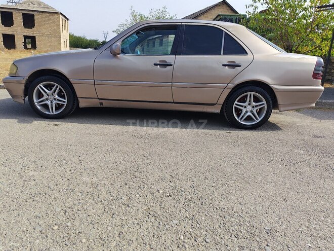 Mercedes C 180 1995, 451,607 km - 1.8 l - Tovuz