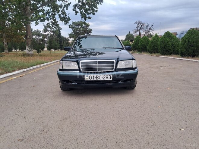 Mercedes C 180 1997, 328,000 km - 1.8 l - Qazax