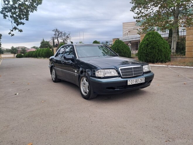 Mercedes C 180 1997, 328,000 km - 1.8 l - Qazax