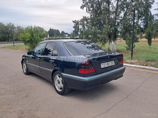 Mercedes C 180 1997, 328,000 km - 1.8 l - Qazax