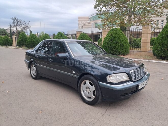 Mercedes C 180 1997, 328,000 km - 1.8 l - Qazax
