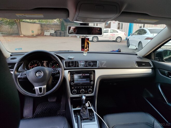 Volkswagen Passat (North America) 2012, 186,000 km - 2.5 л - Bakı