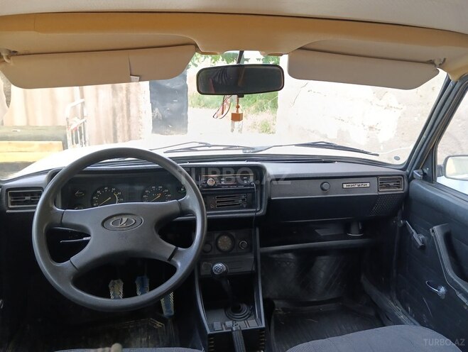 LADA (VAZ) 2105 1984, 54,238 km - 1.5 l - Quba