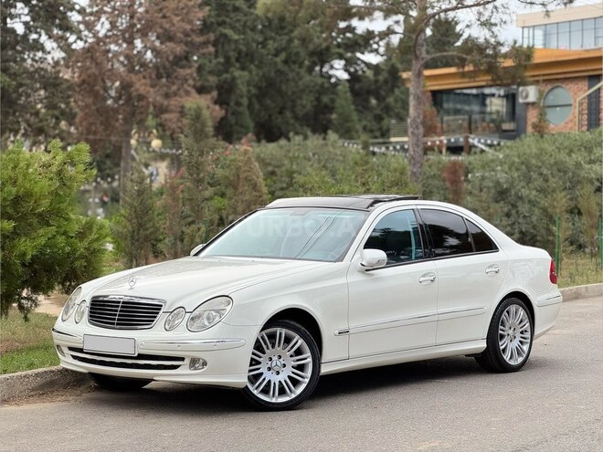 Mercedes E 240 2003, 286,000 km - 2.6 l - Bakı