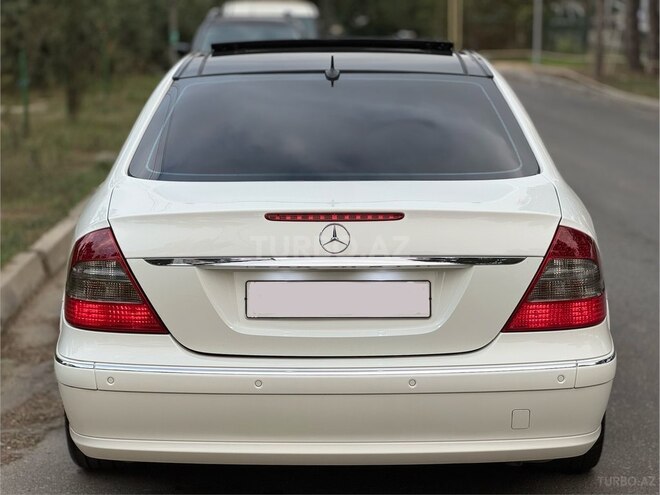 Mercedes E 240 2003, 286,000 km - 2.6 l - Bakı
