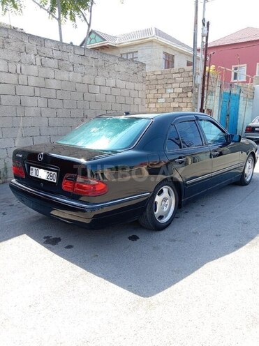 Mercedes E 280 1998, 256,850 km - 2.8 l - Bakı