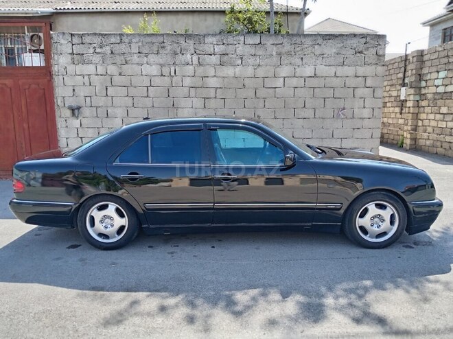 Mercedes E 280 1998, 256,850 km - 2.8 l - Bakı