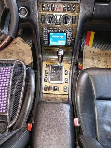 Mercedes E 280 1998, 256,850 km - 2.8 l - Bakı