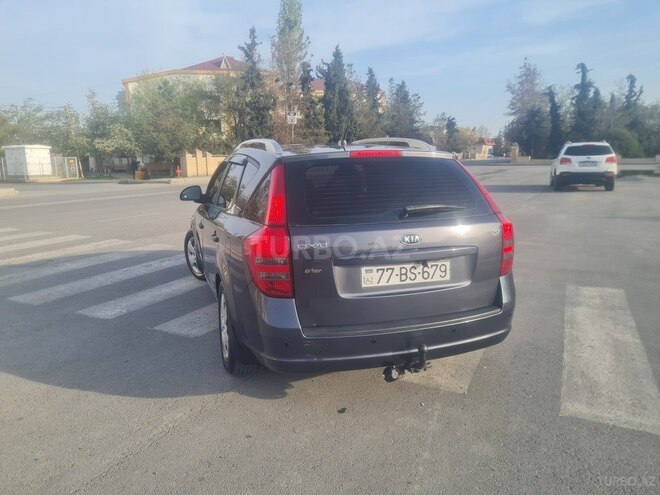 Kia  2008, 247,000 km - 1.6 l - Ucar