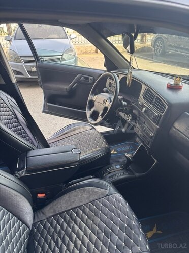 Volkswagen Golf 1994, 324,550 km - 2.0 л - Gəncə