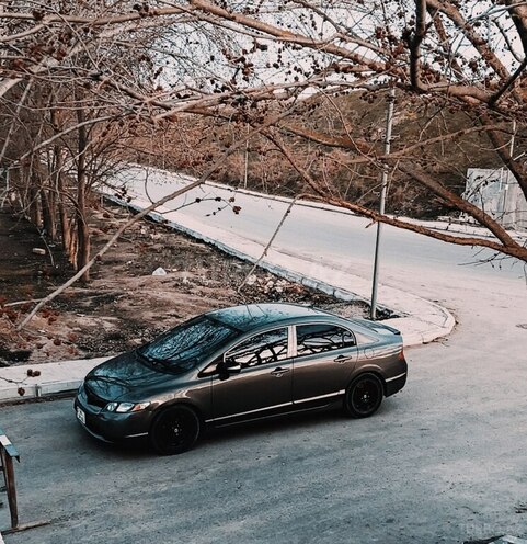 Honda Civic 2006, 330,000 km - 1.3 l - Şirvan