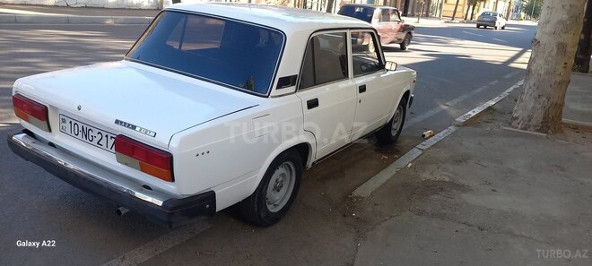 LADA (VAZ) 2107 2004, 225,000 km - 1.6 l - Gəncə