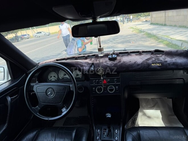 Mercedes C 220 2000, 465,385 km - 2.2 l - İmişli