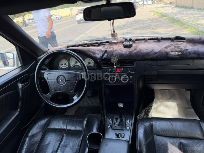 Mercedes C 220 2000, 465,385 km - 2.2 l - İmişli