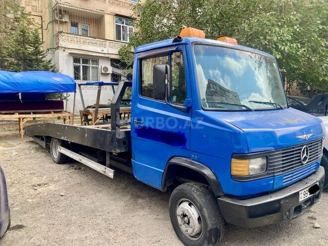 Mercedes 709 D 1989, 458,000 km - 3.9 l - Bakı
