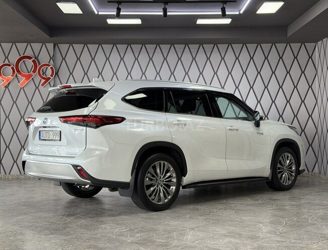 Toyota Highlander 2023, 36,000 km - 2.5 l - Bakı