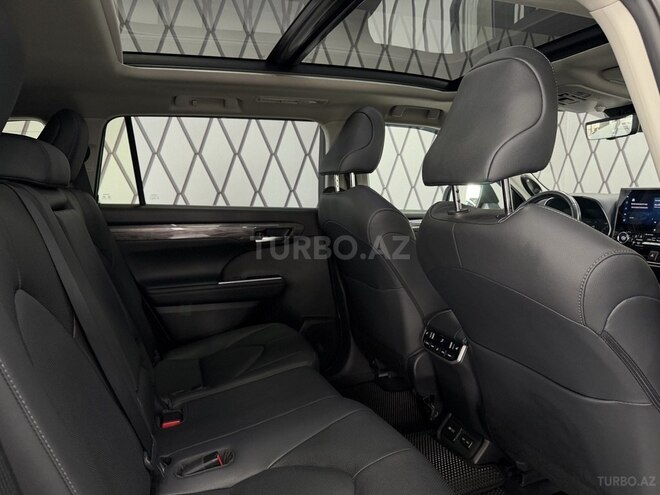 Toyota Highlander 2023, 36,000 km - 2.5 l - Bakı