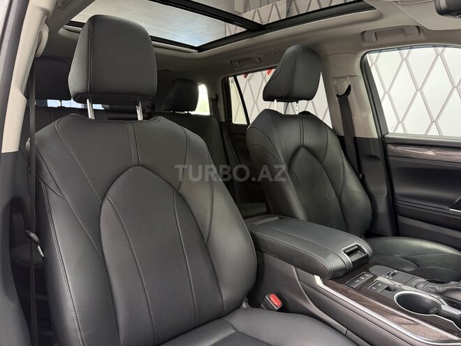Toyota Highlander 2023, 36,000 km - 2.5 l - Bakı
