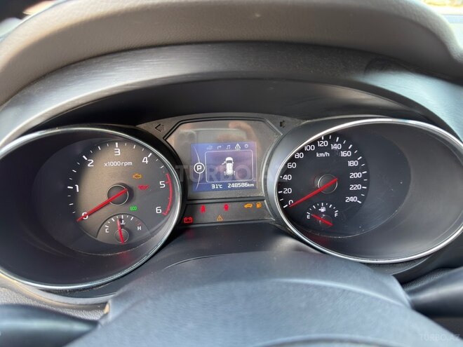 Kia Carnival 2015, 248,500 km - 2.2 l - Bakı