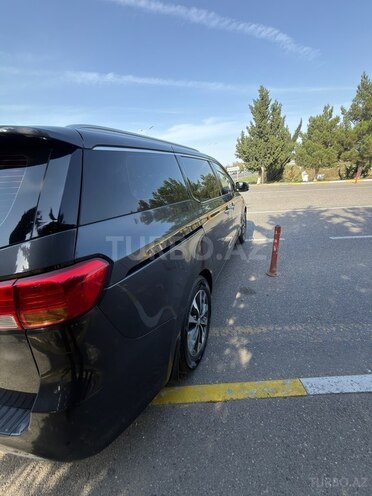 Kia Carnival 2015, 248,500 km - 2.2 l - Bakı