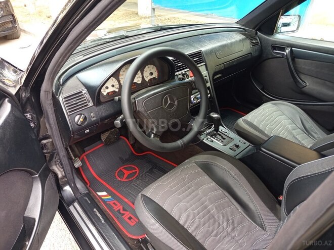 Mercedes C 220 2000, 220,366 km - 2.2 l - Bakı