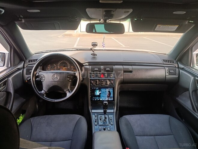 Mercedes E 270 2001, 500,000 km - 2.7 л - Bakı
