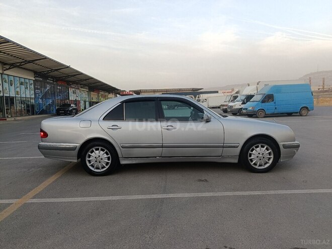 Mercedes E 270 2001, 500,000 km - 2.7 л - Bakı