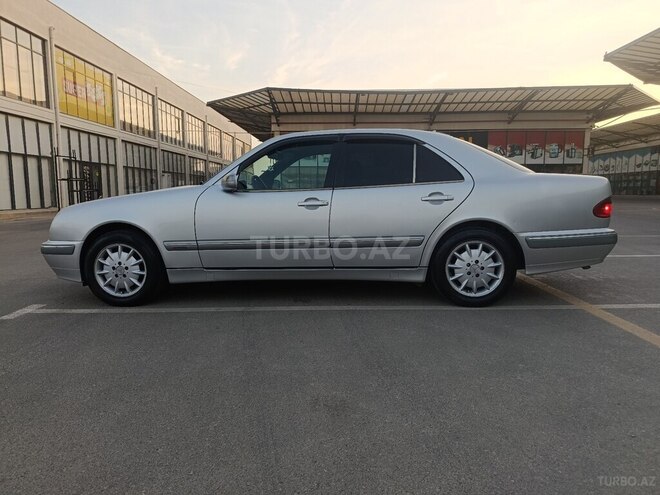 Mercedes E 270 2001, 500,000 km - 2.7 л - Bakı