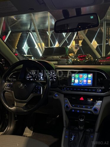 Hyundai Elantra 2018, 106,217 km - 2.0 л - Bakı