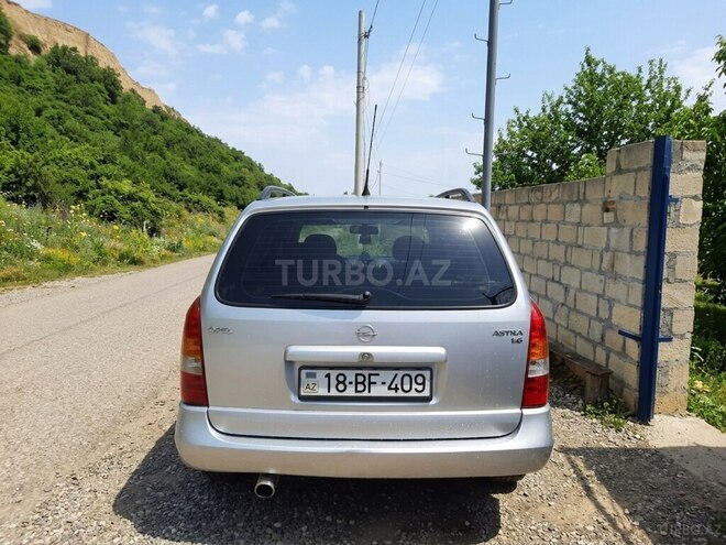 Opel Astra 2001, 269,000 km - 1.6 l - Qusar