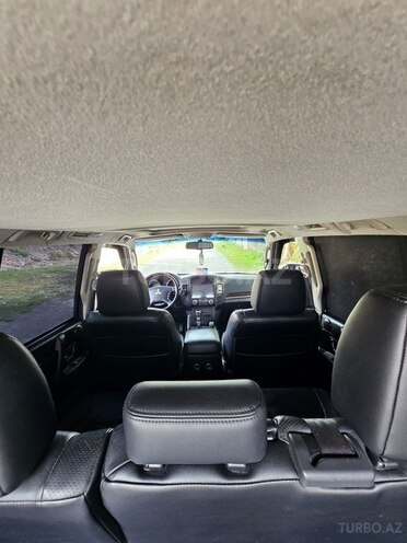 Mitsubishi Pajero 2010, 213,000 km - 3.5 l - Zaqatala