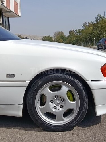 Mercedes C 240 1997, 560,000 km - 2.4 л - Mingəçevir