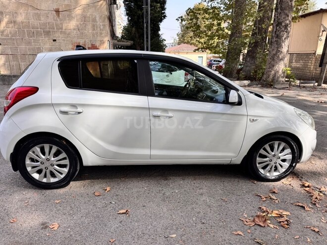 Hyundai i20 2009, 220,000 km - 1.6 l - Göyçay