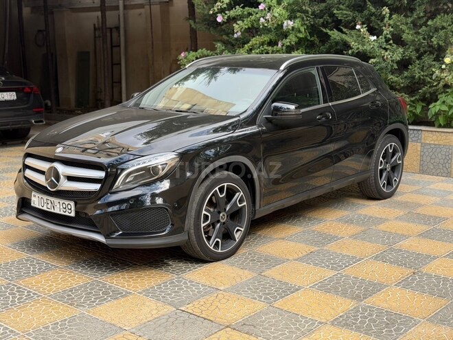 Mercedes GLA 250 4MATIC 2018, 79,000 km - 2.0 l - Bakı
