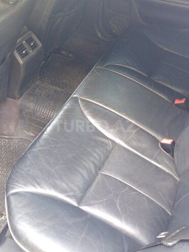 Mercedes E 280 1999, 392,000 km - 2.8 l - Şamaxı