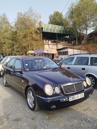Mercedes E 240 1999, 440,000 km - 2.4 l - Ağcabədi