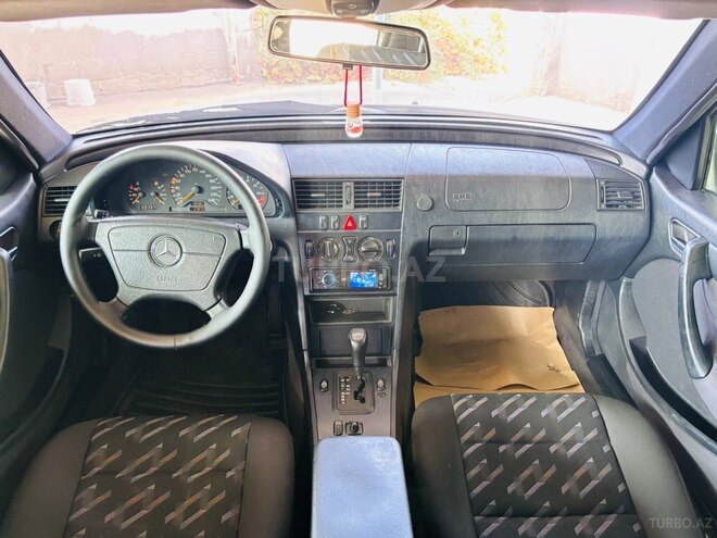 Mercedes C 200 1999, 278,000 km - 2.0 л - İmişli