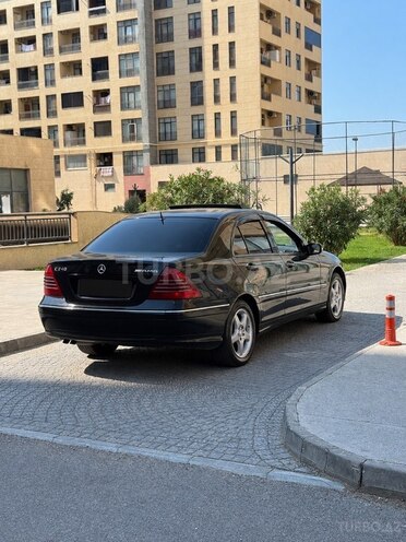 Mercedes C 240 2003, 208,513 km - 2.6 l - Sumqayıt