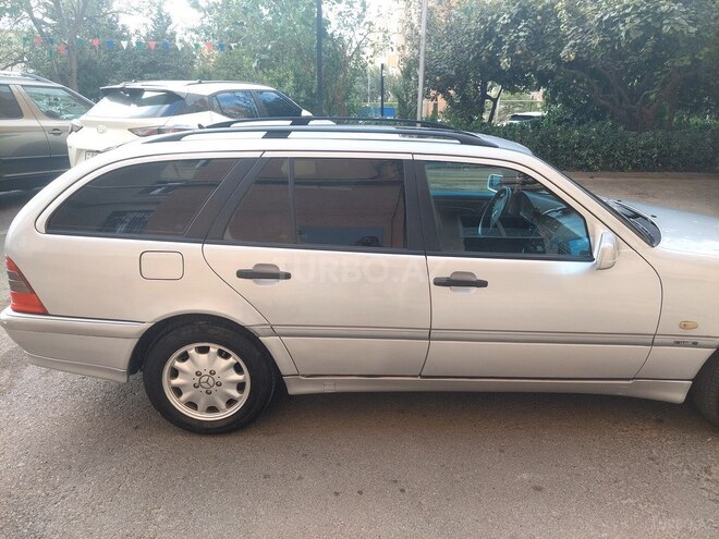 Mercedes C 220 2000, 599,201 km - 2.2 l - Bakı