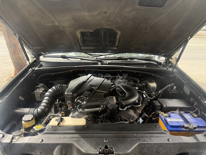 Toyota Land Cruiser Prado 2004, 320,000 km - 4.0 l - Bakı